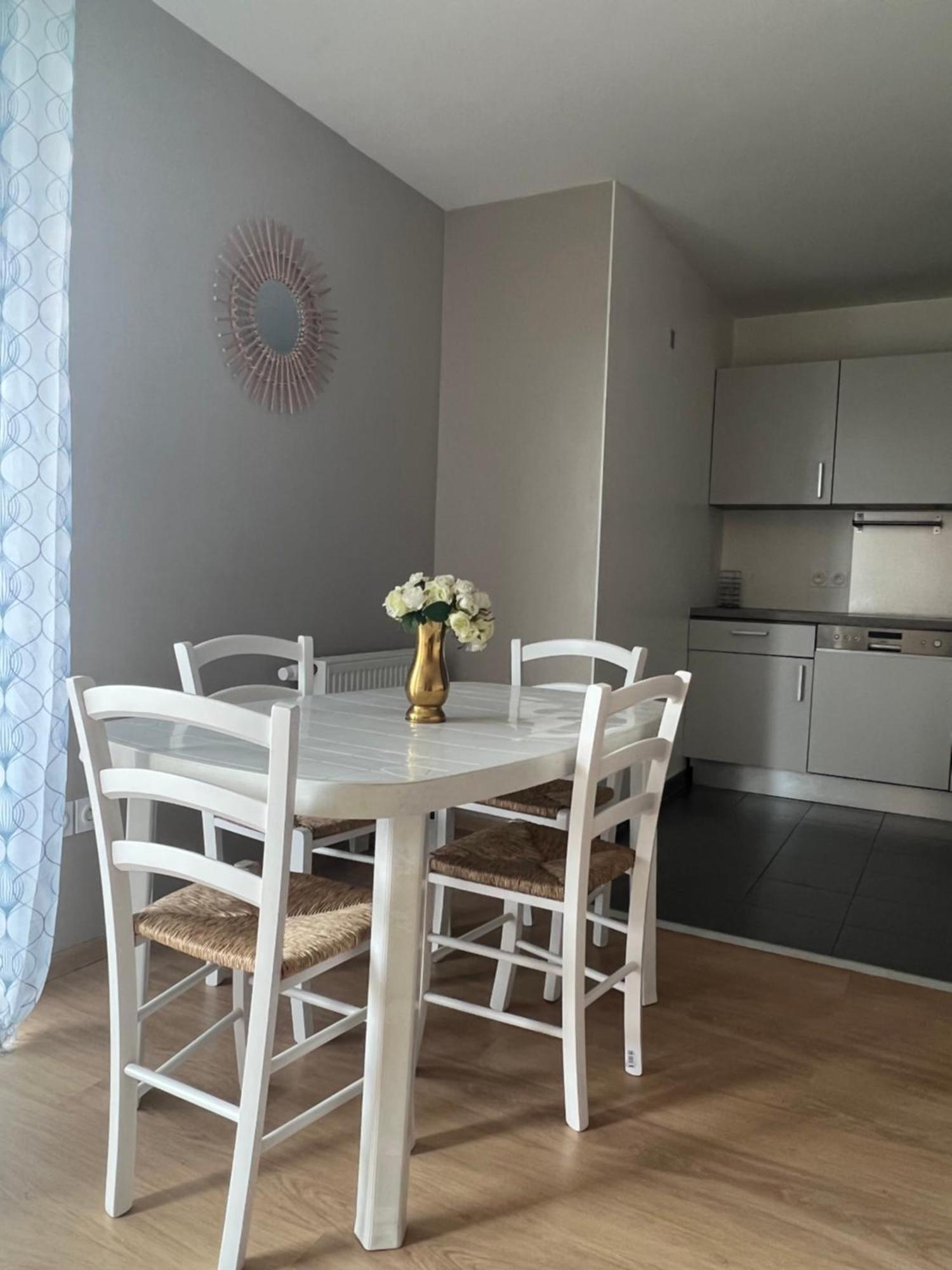 Spacieux T3 Pres De Paris Apartment
