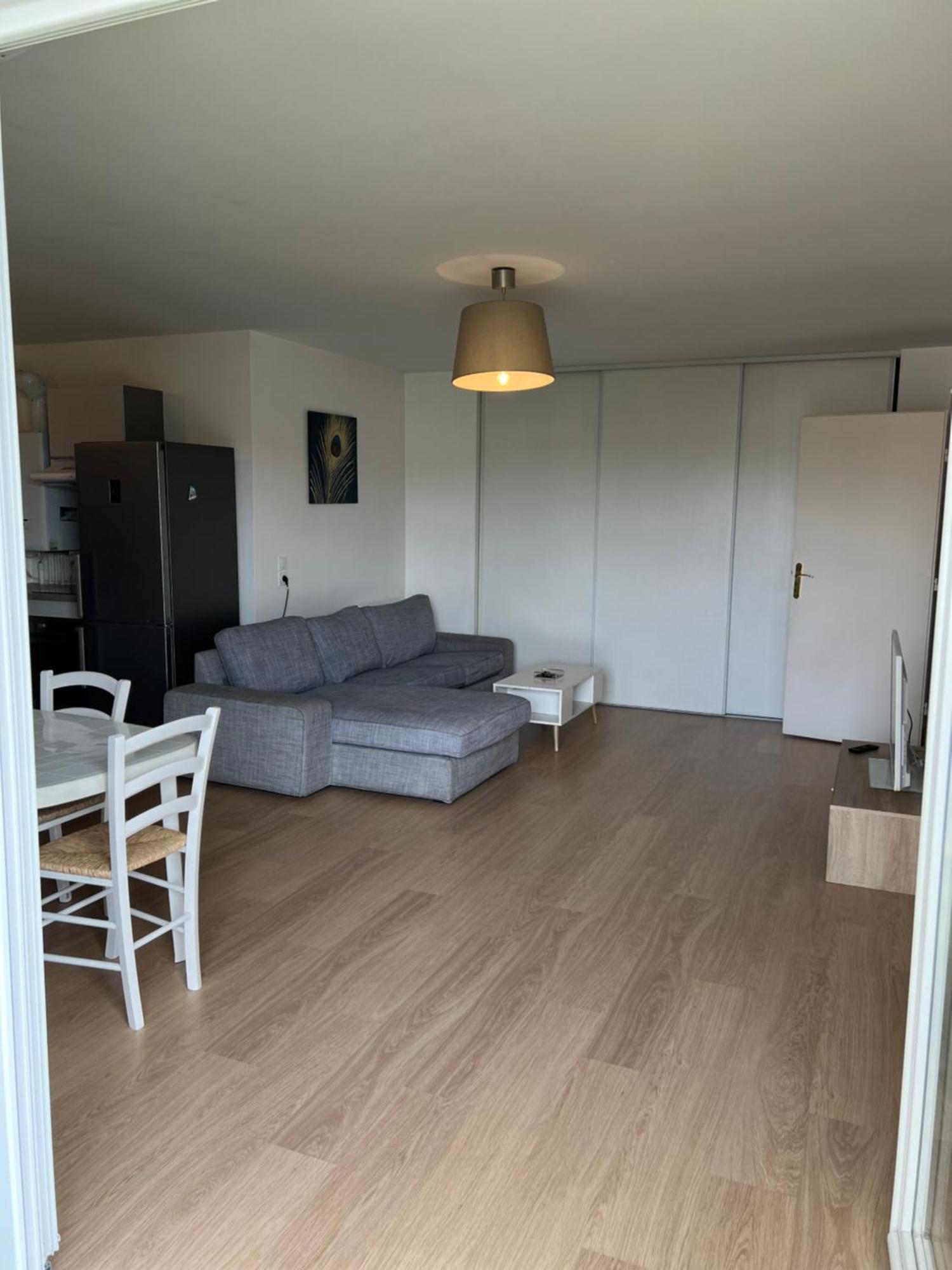 Apartment Spacieux T3 Pres De Paris *