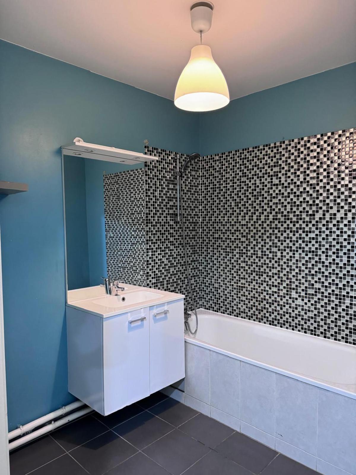 Apartment Spacieux T3 Pres De Paris Argenteuil